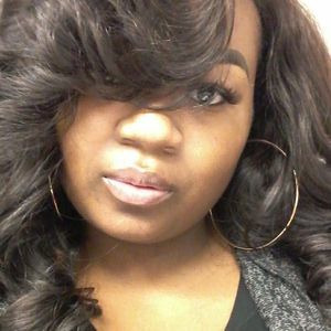 Meet your Posher, Latasha